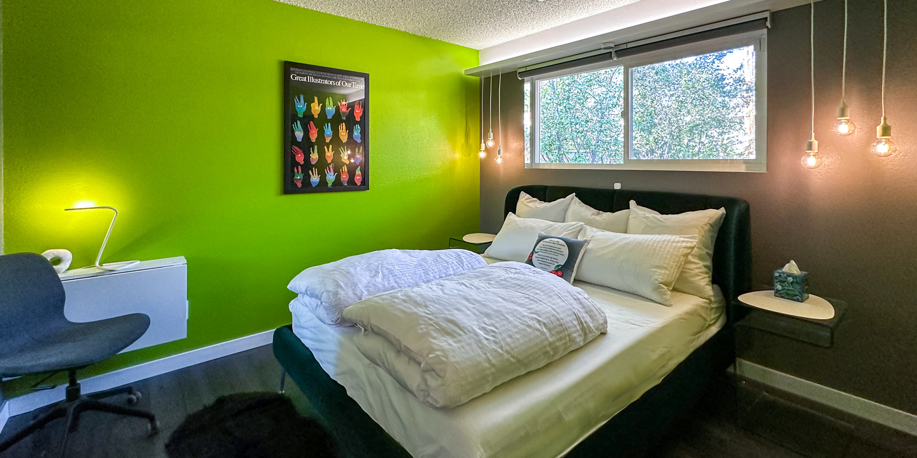 Flagstaff Cherry Hill Haus Green Bedroom